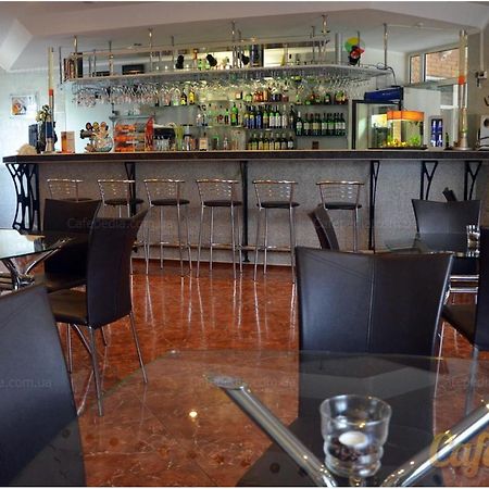 سومي Pan Hotel المظهر الخارجي الصورة