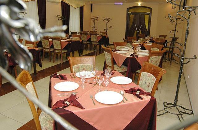سومي Pan Hotel المظهر الخارجي الصورة