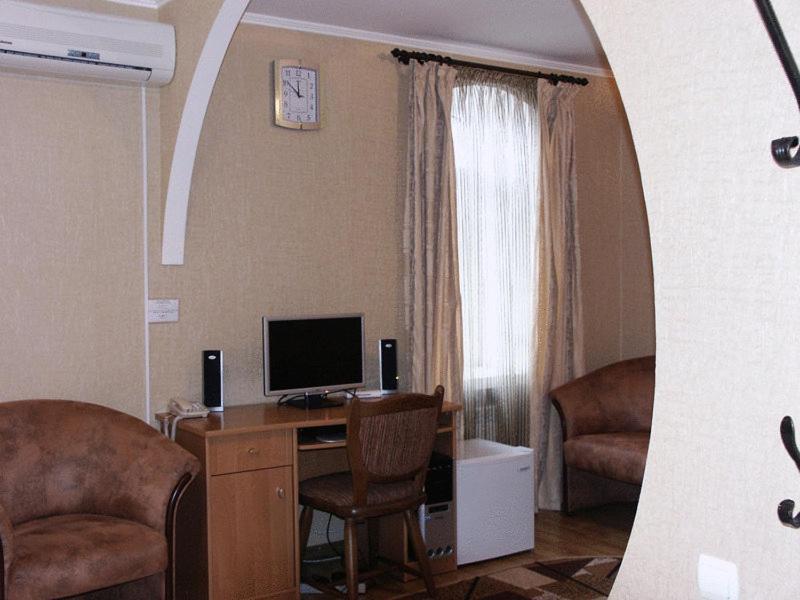 سومي Pan Hotel المظهر الخارجي الصورة